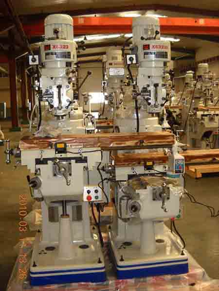 Universal Milling Machine