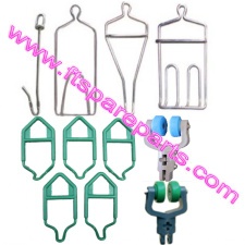 Killing shackle for poultry slaughter line