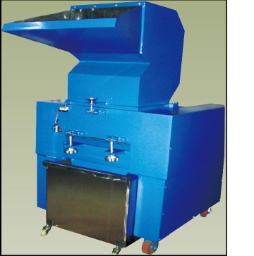 Plastic crusher